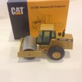 (image for) Cat CP 583C smooth drum compactor cab