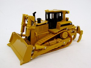 (image for) Caterpillar D8R Bulldozer with Ripper - Click Image to Close