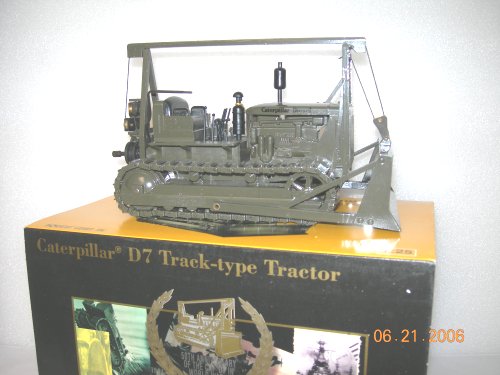 Cat D7 WWII military dozer - Click Image to Close